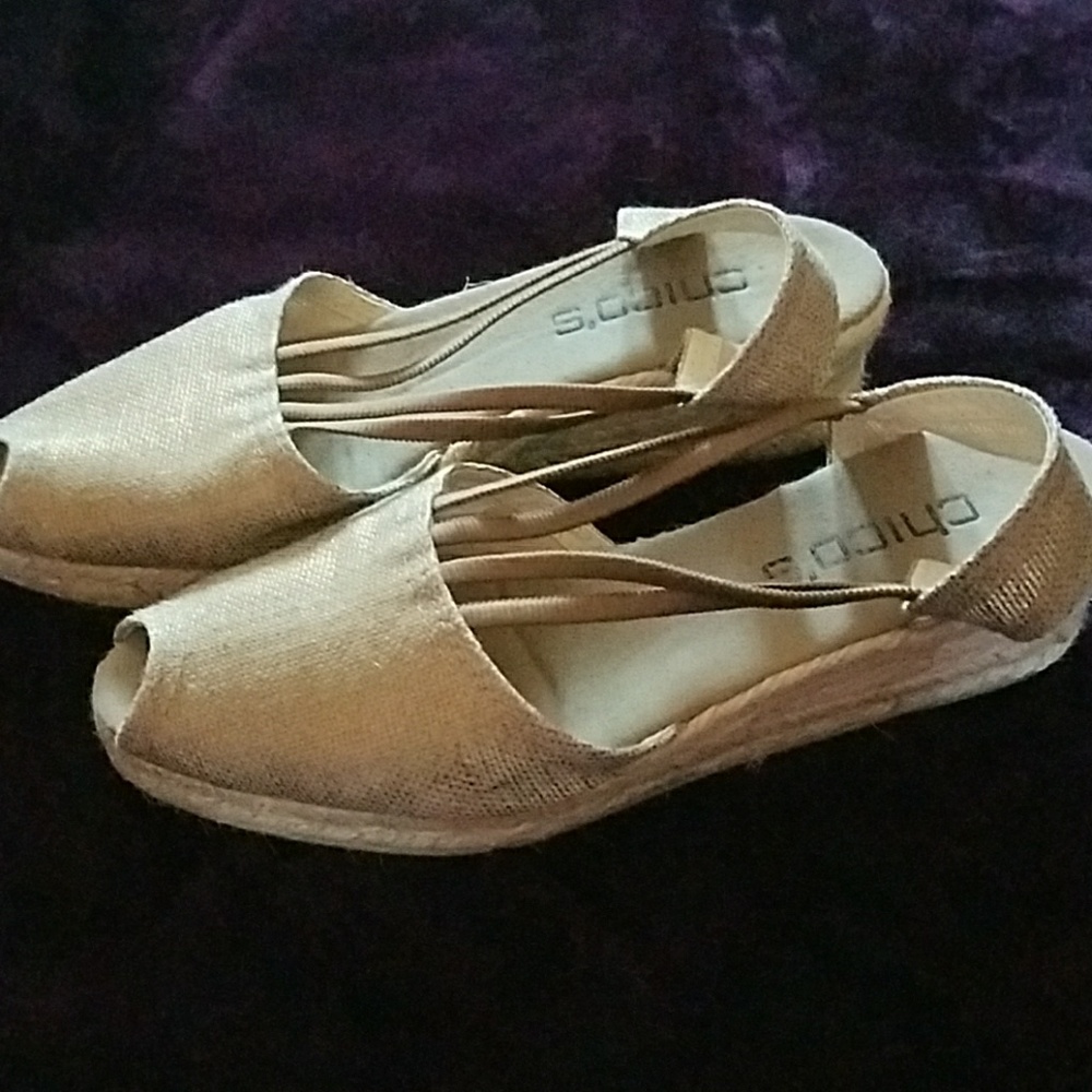 Sandles